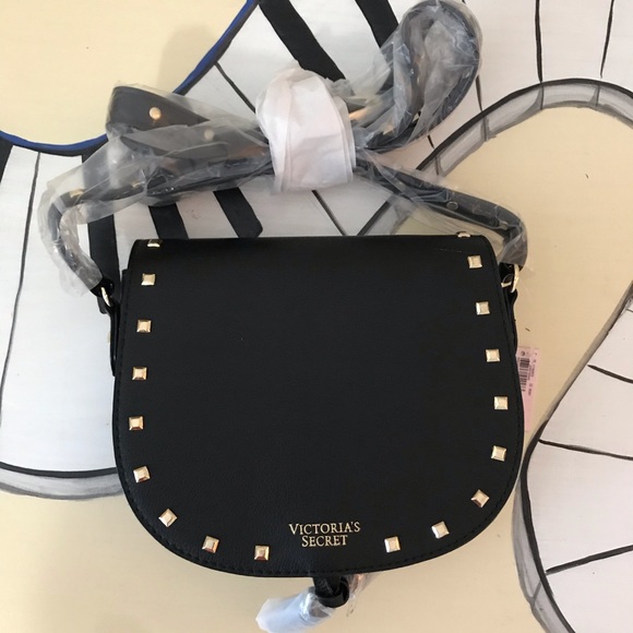 Victoria's Secret Handbags - HP💥Victoria Secret Gold Studded Crossbody Bag